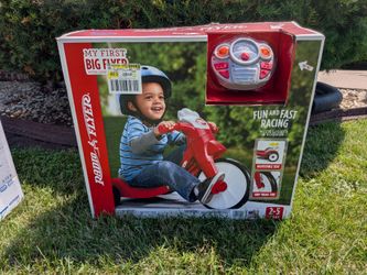 Radio Flyer Racer  brand New
