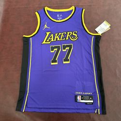 Luka Doncic Los Angeles Lakers Purple Jersey Mens Large #77