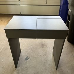Desk With Drawers/Mirror