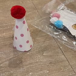 Party hats - paper