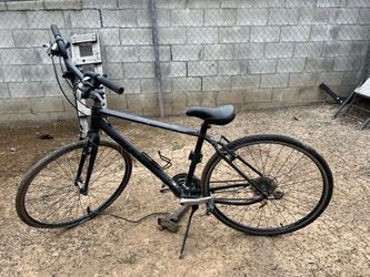 giant on road sport bike