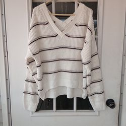 Rue 21 V-Neck Ivory white with black/cream/tan stripes Sweater womens size XL