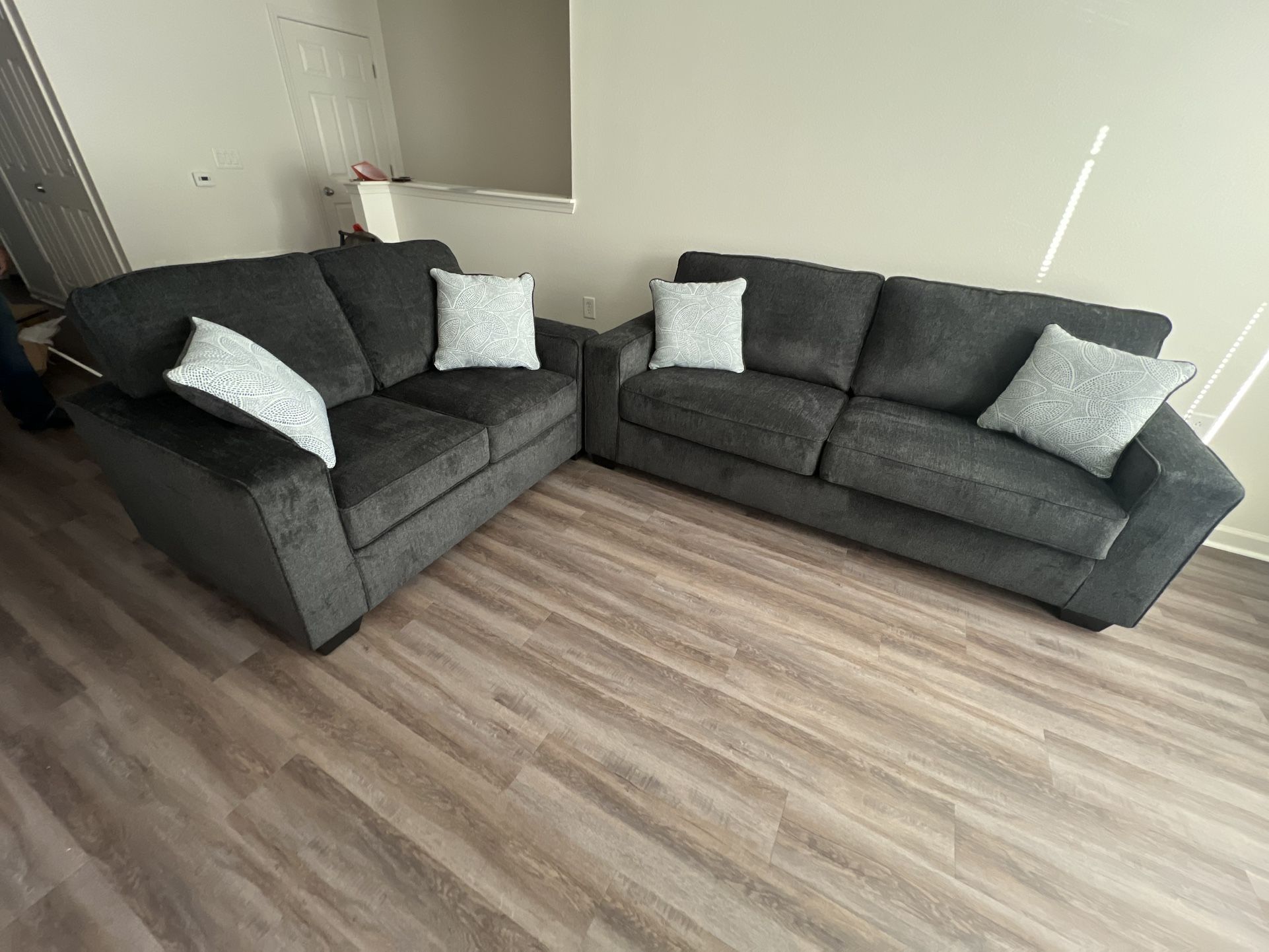 Clearing out Sofas, sectionals and more! Huge Discounts!