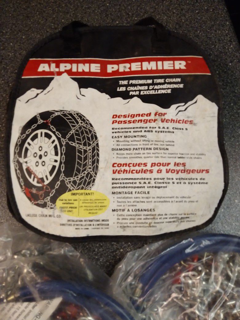 TIRE. CHAINS. BRAND NEW.  PAYED 130 BUCKS AT ADVANCE AUTO PARTS.   ASKING   85