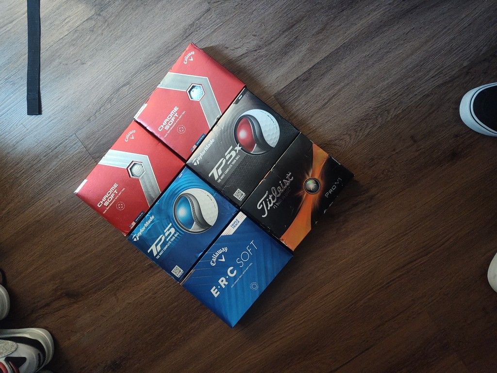 Callaway - TalerMade - Titleist  (Golf Balls)