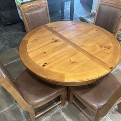 Kitchen Table &  4 Chairs