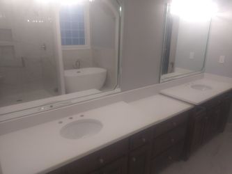 Granite/quartz Countertops