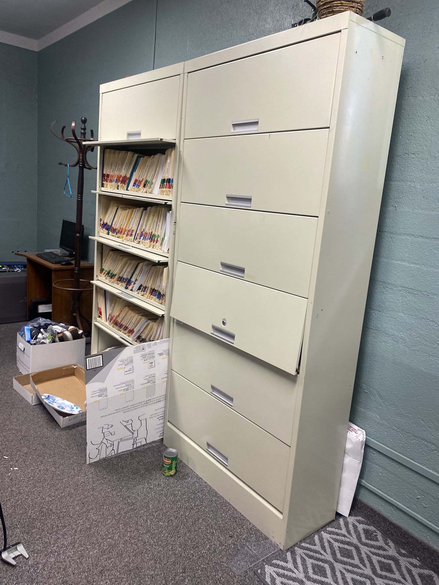 Lateral File Cabinets 