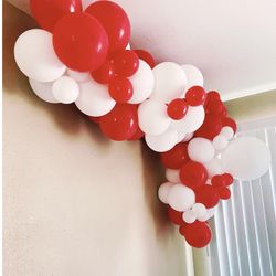 Red And White Balloongarland