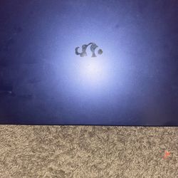Laptop Selling Or Trading