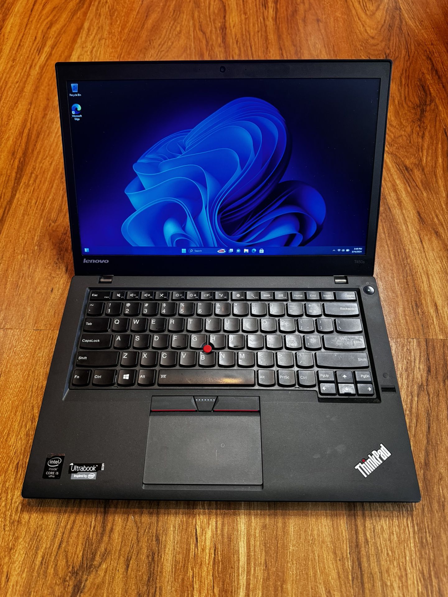 Lenovo ThinkPad T450s core i5 5th gen 8GB Ram 256GB SSD Windows 11 Pro 14.1” Screen Laptop with charger in Excellent Working condition!!!!!  Specifica