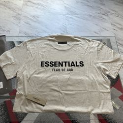 Essentials Fear of God Light Oatmeal Shirt size Medium
