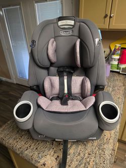 Graco 4Ever DLX SnugLock 4-in-1 car seat