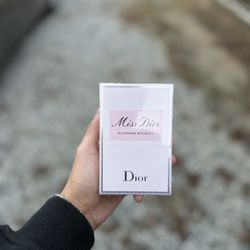 Miss Dior Blooming Bouquet Perfume – 100ml (3.4 oz)