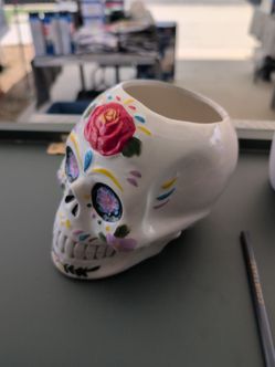 FLORA BUNDA 7" DOD CERAMIC SKULL