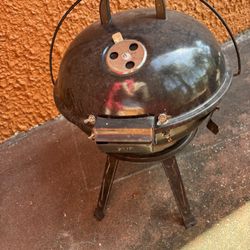 Travel Grill The Legs Fold Up