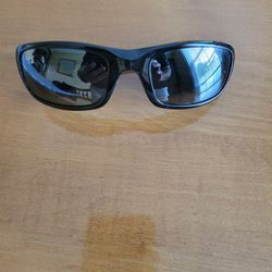 Maui Jim Stingray Glass Polarized Sunglasses