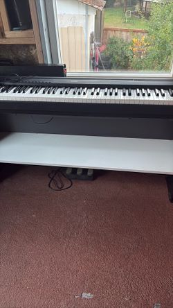 YAMAHA Piano