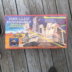 New In Box Wheeled warriors, battle base Star Wars, Mattel