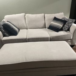 Cream Color Couch With Ottoman 