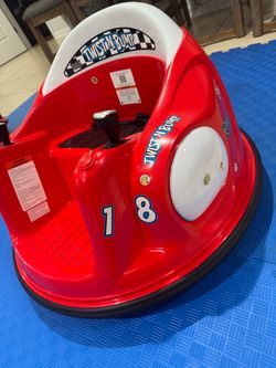 Bumper Car, 1.5-6 Years Old, Parent Remote Control, 360 Degree Spin, Lights, Sounds - Red