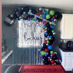 Balloon Garlands/Balloon Arrangements