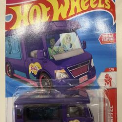 Hot Wheels Barbie Dream Camper die-cast vehicle from the 2026 mainline series.