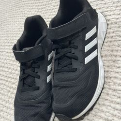 Adidas DURAMO 10 SHOES Big Kid Size 3