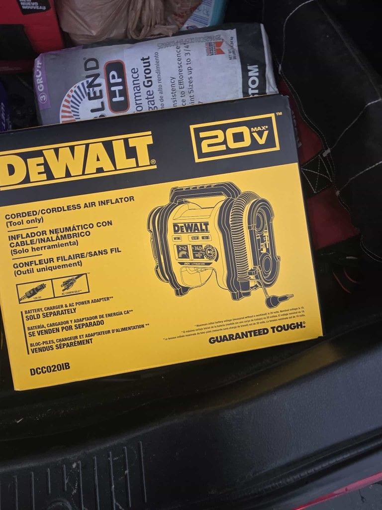 Dewalt Inflator 