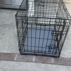 Dog Crate 24” L x 21”H x 18”W