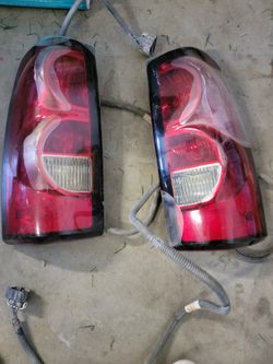 Chevy Tailgate Lights