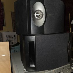 Bose Speakers 201 V Book Shelf Style