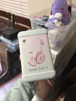 BRAND NEW Baby Pink Beats Wireless