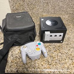 NINTENDO GAMECUBE