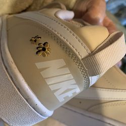 Woman’s Nike shoes size 6 Y