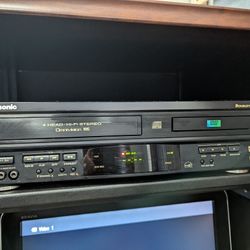 Panasonic DVD VHS Combo PV-D4732
