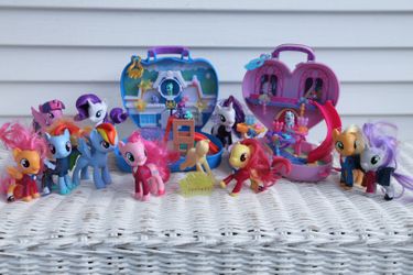 My Little Pony Collection - 2 Mini World Magic Compact Playsets (Mostly Complete but Missing Some Pieces)-Rainbow Dash, Twilight Sparkle, Rarity, Etc.