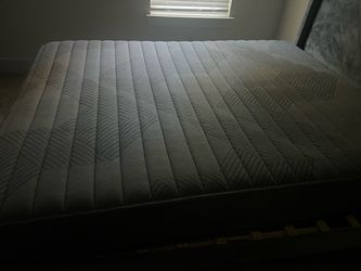 Queen size bed