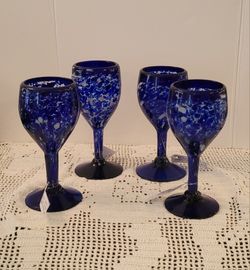 Cobalt Blue & White Confetti Wine Glasses