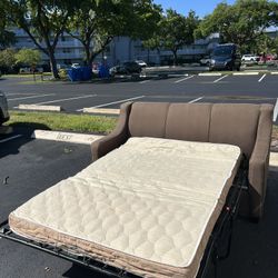 SOFA BED/ SLEEPER/ FABRIC / BROWN/ DELIVERY NEGOTIABLE 