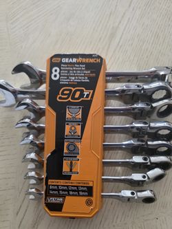 Gearwrench  Metric 90-Tooth Flex Head Combination Ratcheting Wrench Tool Set with Tray. 8-Piece