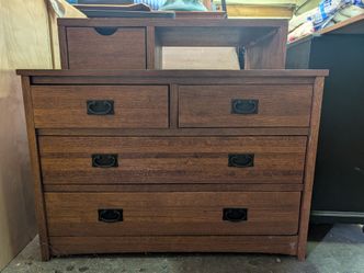 Dresser media console
