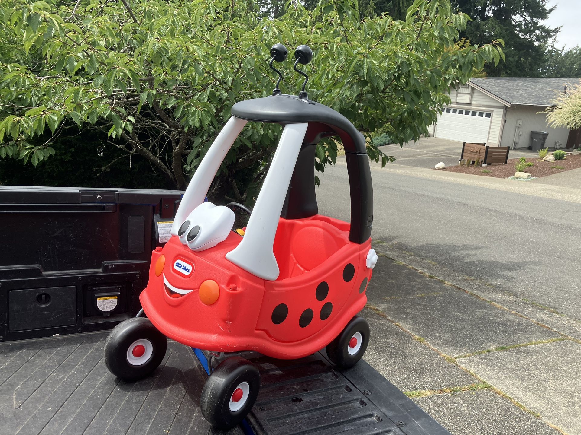 Child Kid Children Toddler Push Car Riding Car Lady Bug 🐞 Tricycle Trike In Great Condition