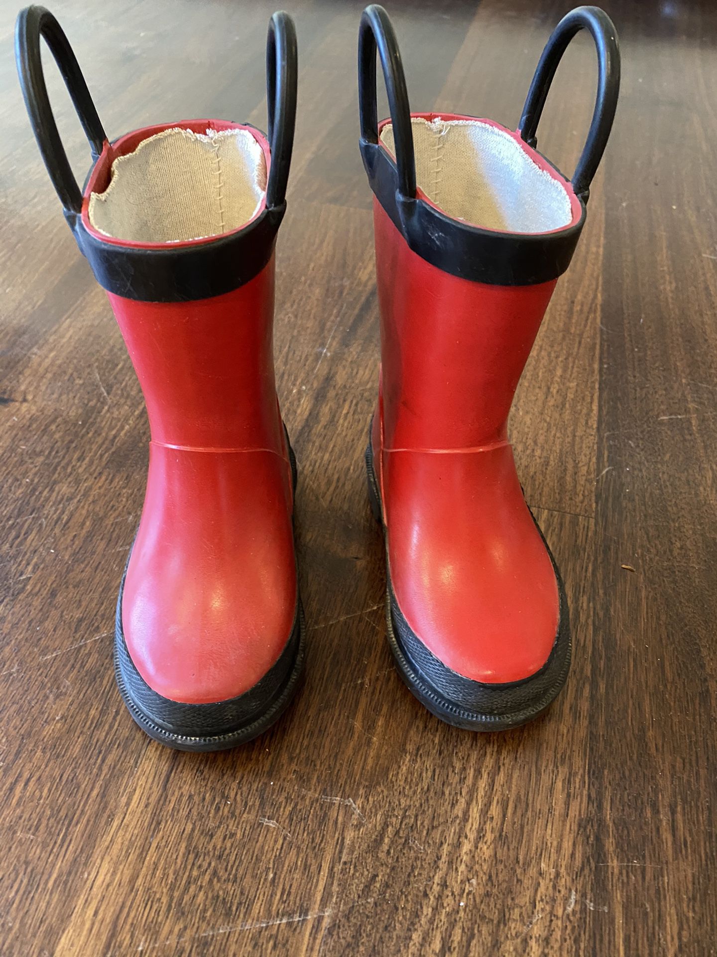 Size 5 Western chief rain boots
