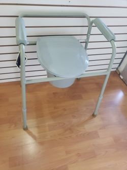 Folding Commode 3 in 1