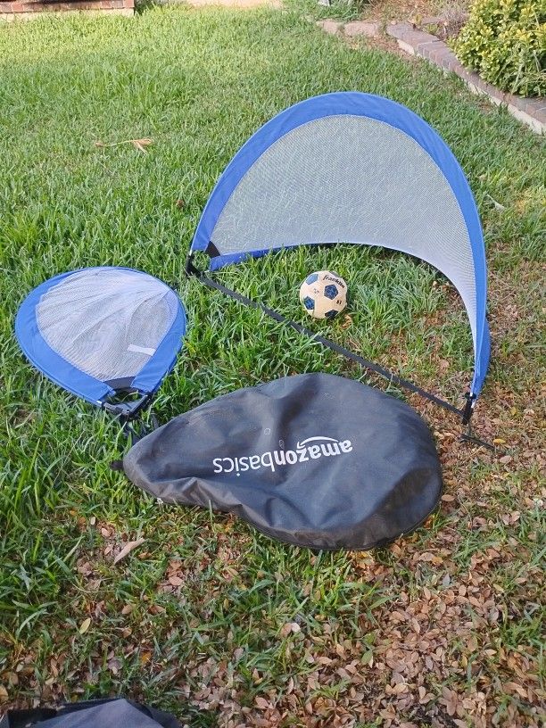 Soccer. Collapsible Goal