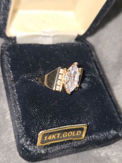 14k Yellow gold womens ring