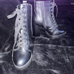 Women’s Boots Size 7.5