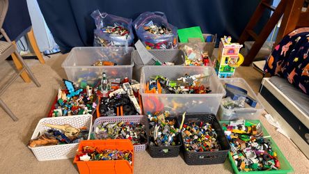 Large Bulk LEGO Lot Mixed Pieces and Minifigures