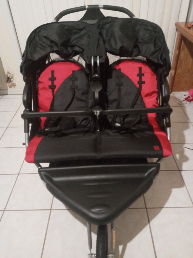 Double stroller Baby Trend